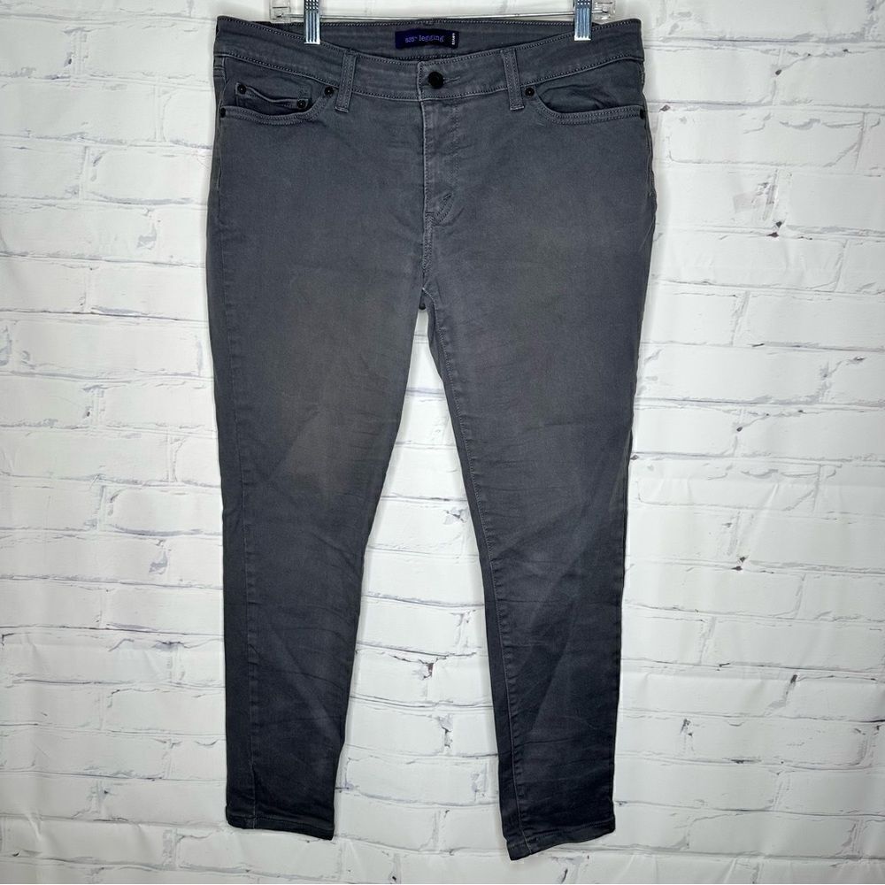 Levi’s size‎ 34 women’s jeans 535 legging jeans